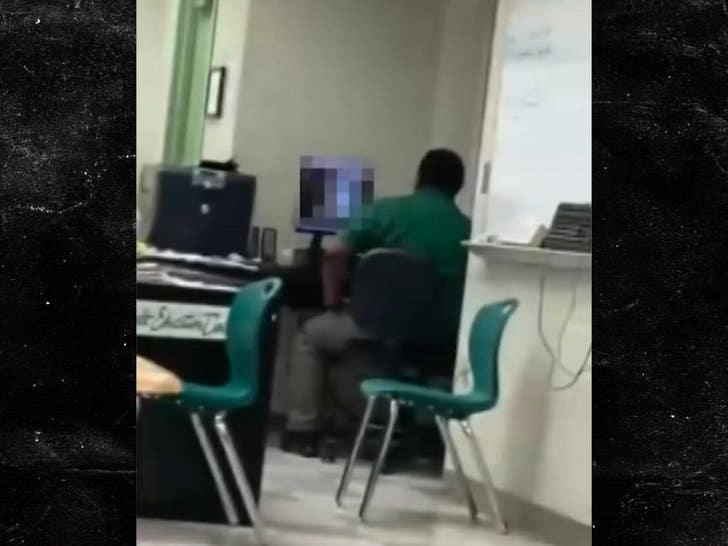 69f515019c2a4037890020a745f83688_md 112024_school_teacher_1932720