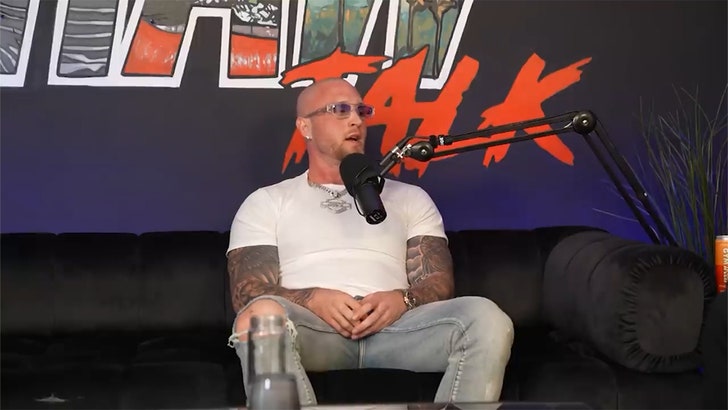 070224_chet_hanks-kal