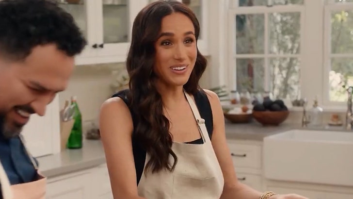 73b812583afe4200afc4ab893fdfcdff_md 010225_meghan_markle_kal