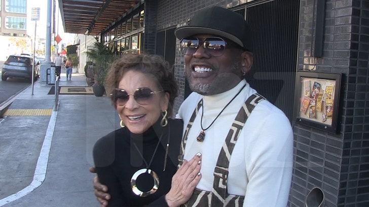 756af5244b474d2f96bf0a18a23affcc_md 112724_jasmine_guy_tc_carson_kal