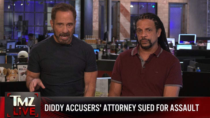 77889b1432874563b8f09afd7d520cd4_md-1 112224_tmz_live_buzbee_kal