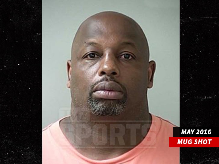 7aa959375233575d909b89be6be33a5f_md 0830-dana-stubblefield-mugshot-01