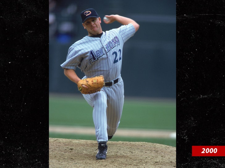 7e3532df8b24437aba4ffbbb3cef83fc_md-1 Greg Swindell getty 1