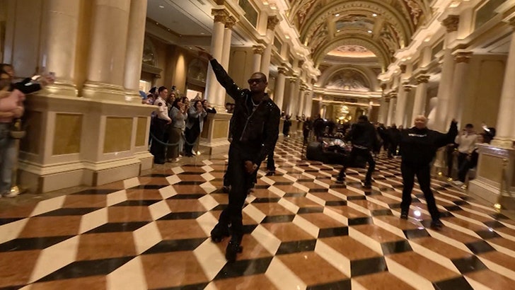 804b5ffc352948d3881565e0c8377345_md 112224_usher_venetian_kal