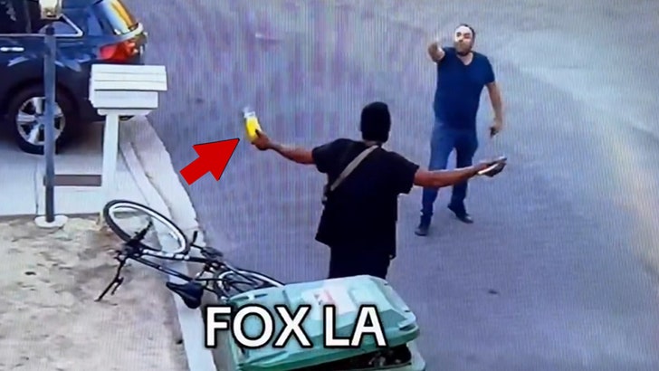 82a7bf4a03514dcd8383092ee5168aad_md 011025_woodland_hills_arson-kal