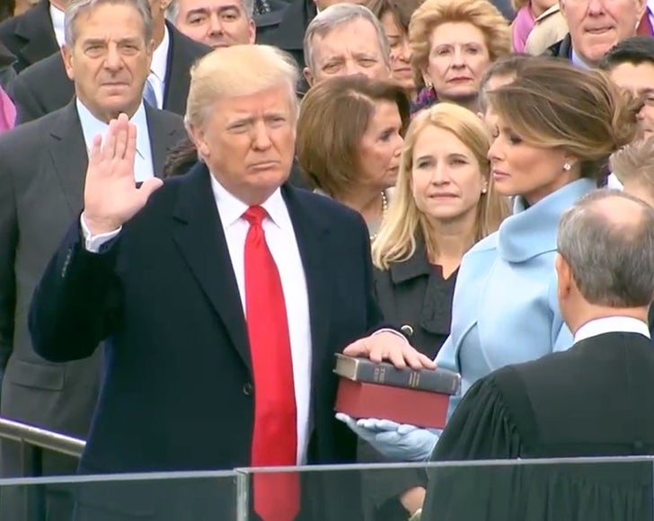 85febecb05d05944a54885756526d2b1_md Donald Trump -- Inauguration Day