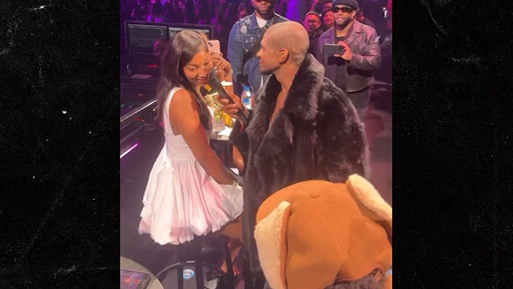 86b34bb732ba49e0b319203140995a38_md 092424_angel_reese_usher_kal