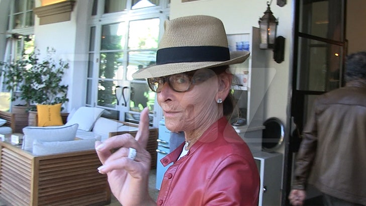 8b7e2a4a2b8b46a5bbd438506db18877_md 102924_judge_judy_kal