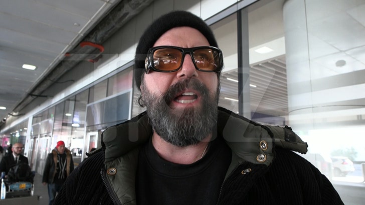 8cac69f4fcd04a6490e59d0aeb6760fd_md 121024_brett_gelman_kal