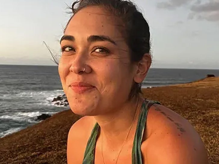 8ef99bc3fb934986bab38632287452ed_md Hannah Kobayashi