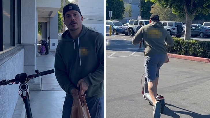 916c392465ba466c9756db0c1b5f1230_md 112124_jax_taylor_scooter_kal-v2