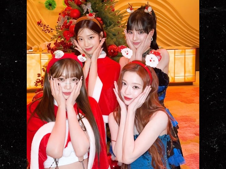 9226a97ef07b411bb8ccfd59122a8c11_md 1212-K-Pop-Christmas-Spirit-Sub2