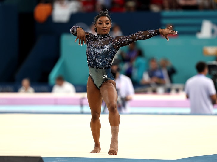 9310656e918d442e9a626b5f7fadd30b_md simone biles getty 1