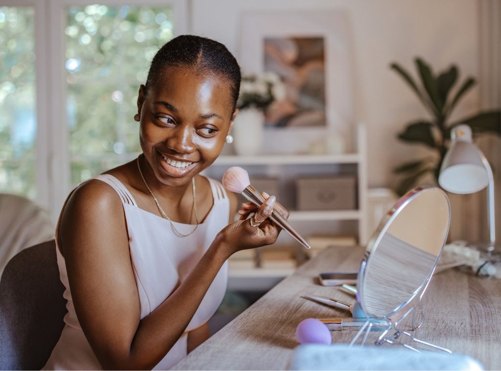 93f915cc-b8e6-4eaf-a675-52f158f049cd_1743086113 shop_amazon big spring sale_beauty_hero.jpg