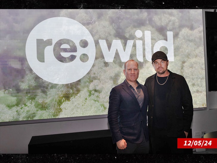 9542c96b6de84374b185197c6f0db101_md jamie foxx rewild miami art basel gala