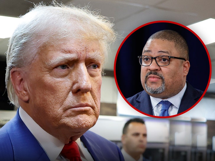 9668efa90bcb43d8adb9ae2c460b0b26_md donald trump Alvin Bragg