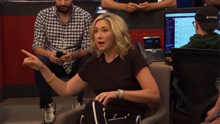 9c8abab4fb9841b8afaeacab70b4ded4_md adele-092623