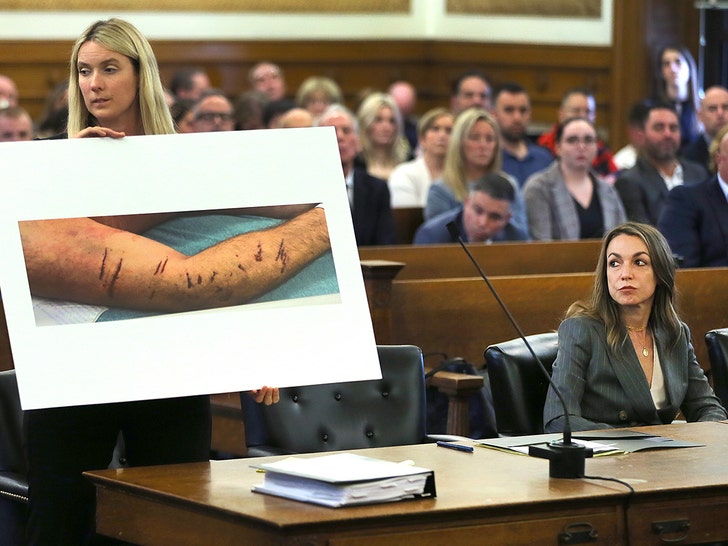 a362c694610d473a944002ba997bc65a_md 0705 karen read in court getty