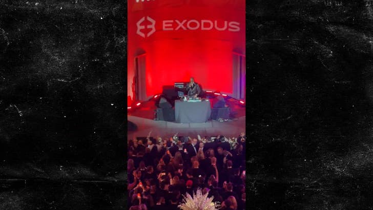 a549085dcb33407e9f15136cf1915680_md-1 011824_snoop_dog_1960096