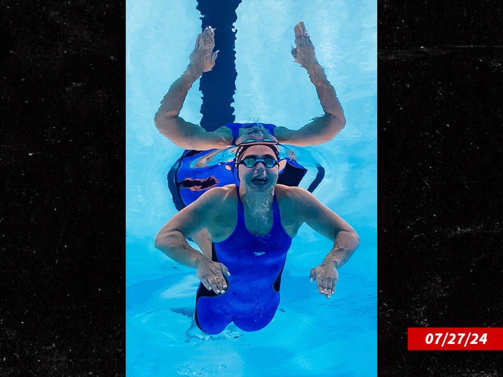 Luana Alonso at olympics shutte