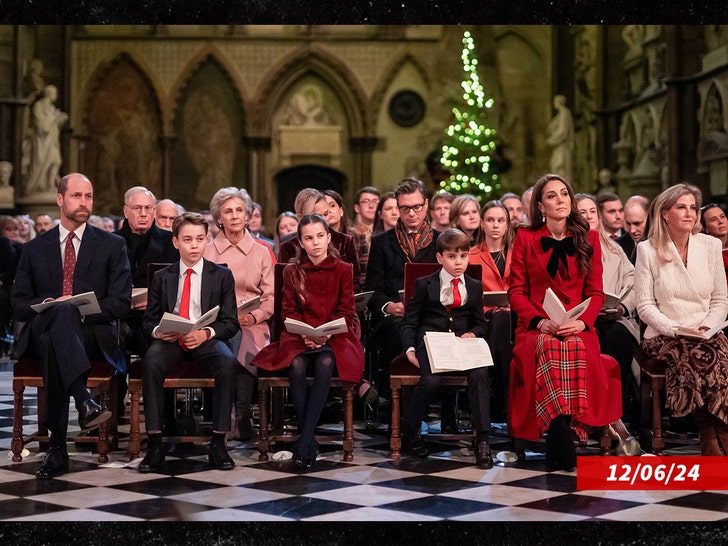 a6280c7a62334915939d1d09b6da1b73_md Members Of The Royal Family Attend The 'Together At Christmas' Carol Service