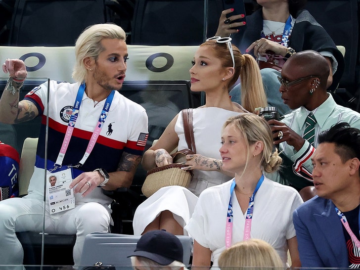 a998b19f14b0402d86b5b1466c9cca88_md ariana grande at the olympics