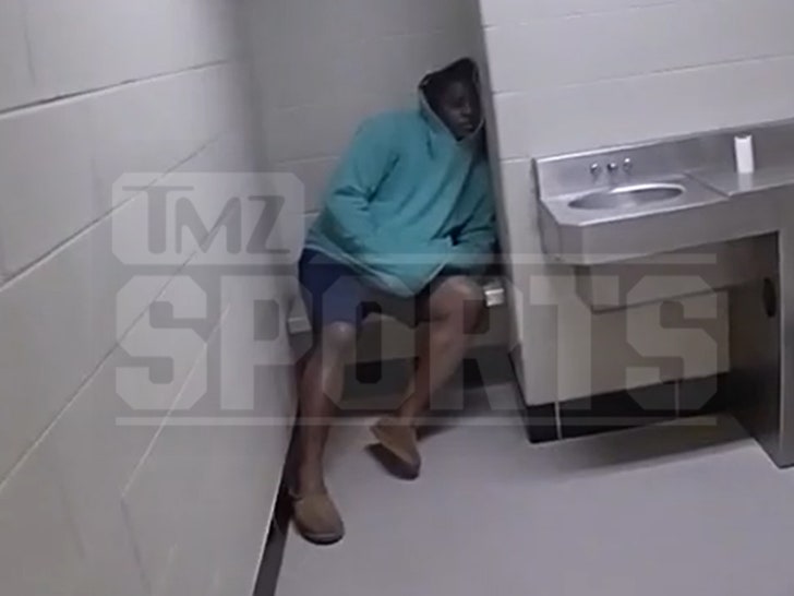 aa10db7de5c64bc38e2668fdbc616568_md 080824_denard_robinson_sg2