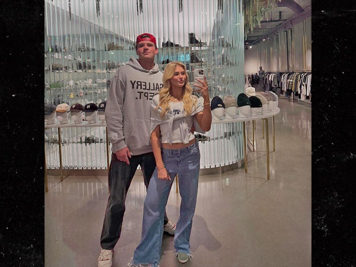 abc8cc84708547c78b78f0a43c4b38cd_md Walker Lyons Rylee Arnold i