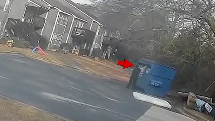 ac2e60852f834f069e04a631175e8e38_md-1 111824-laken-riley-trash-footage-kal