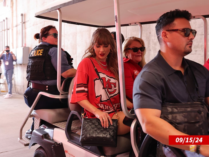 acf88f111c5e4cb6be3980a0f82d2526_md taylor swift getty 2