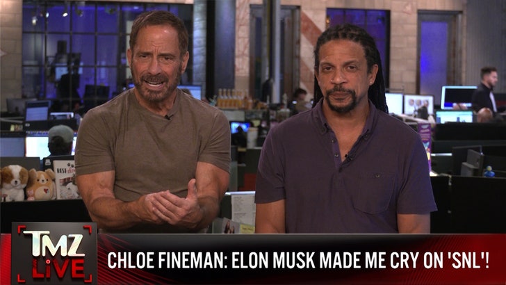 aed08cdaf2ca4fcf94921980dc00978e_md-1 111224_tmz_live_fineman_snl_kal