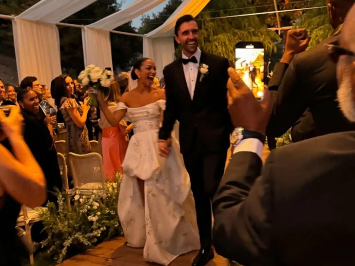 af9e699566094ed7abc8334dcfcf2de3_md jamie foxx carinne foxx wedding