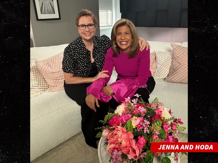 b183409455964090887817e064f75823_md jenna fischer and hoda kotb insta 1