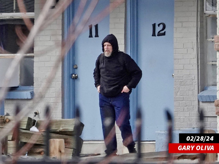 b26aa9516918492393dac0e27da0c585_md gary oliva mega 4