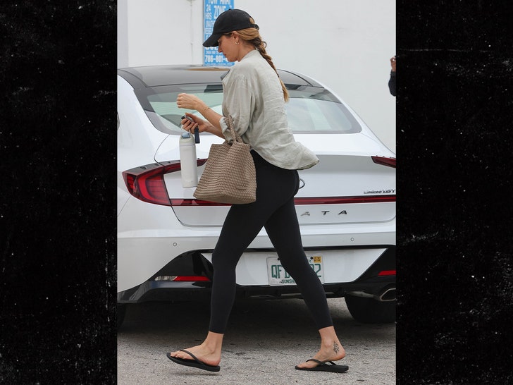 b492a88954d94afca3b10d453d27b2b8_md giselle bundchen miam