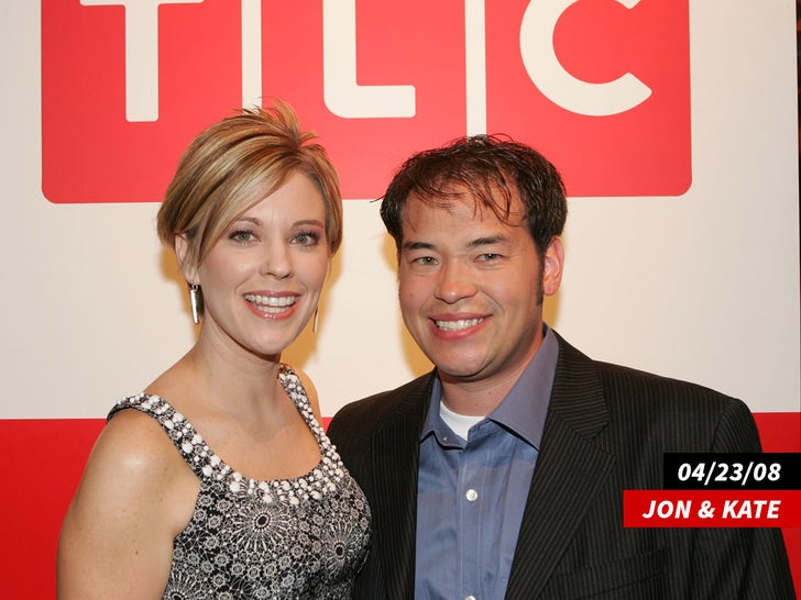 b4eff080fd4a403e8ca08447419cdd39_md jon and kate gosslin