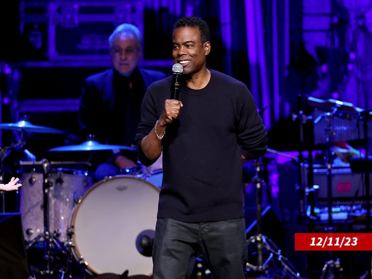 b5f1517f501847c4b51c29fcd966a089_md chris rock