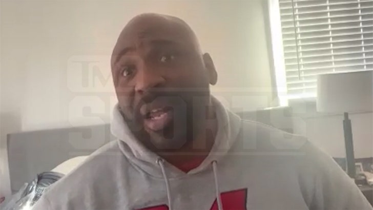 b656fdcaba414a848fc080d475498224_md 010925-brandon-jacobs-kal