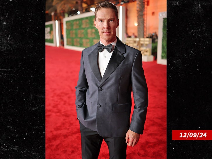 b9b6f569779d45a8a2492e79217b069b_md benedict cumberbatch red carpet sub
