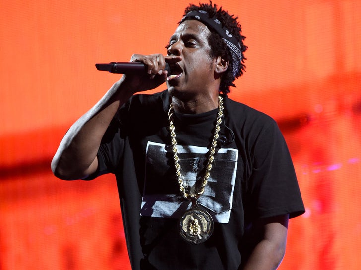 b9e60848b5aa408f930842a450b425fd_md Jay-Z Performance Pics