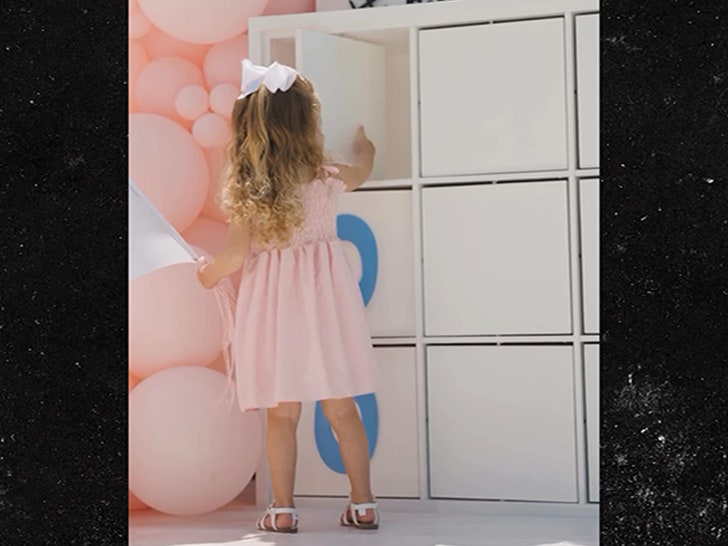 bd185b3915ce4cce92001e2884cbdb15_md 072024_patrick_mahomes-sg2