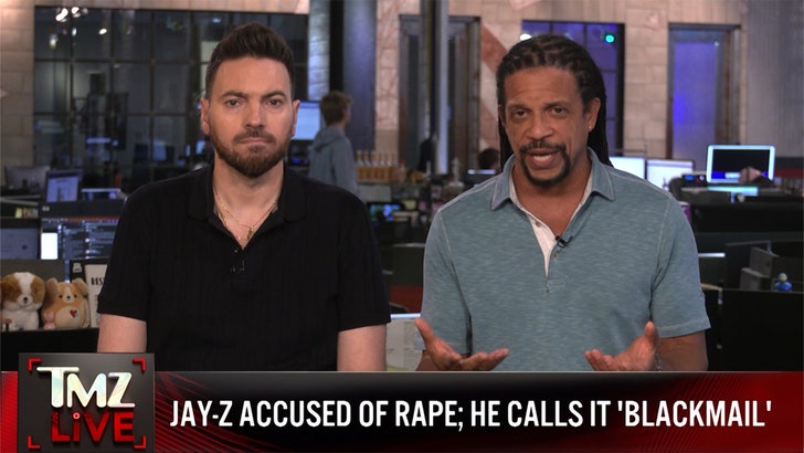 bebf02f18ad94565ab6afaede421bb37_md-4 120924_tmz_live_jay_z_kal