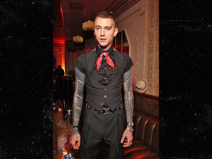 beecf0502db449fca35cda38037b6098_md mgk at party getty 1