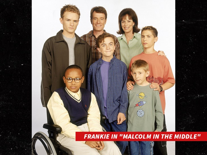 c06eca390e194ab6b1e98ba0e28c8015_md Frankie Muniz in Malcolm in the Middle 20th century fox