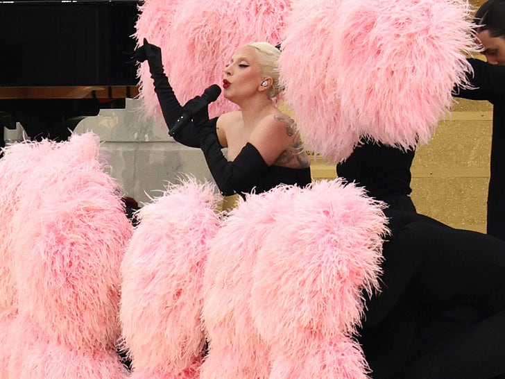 0726-Lady-Gaga-Rehearsing-Singing-Performing-2024-Summer-Olympics-Opening-Ceremony-primary-3