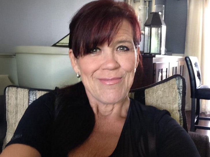 c4c16206b13a4a149152b69ca65da743_md rita carrey