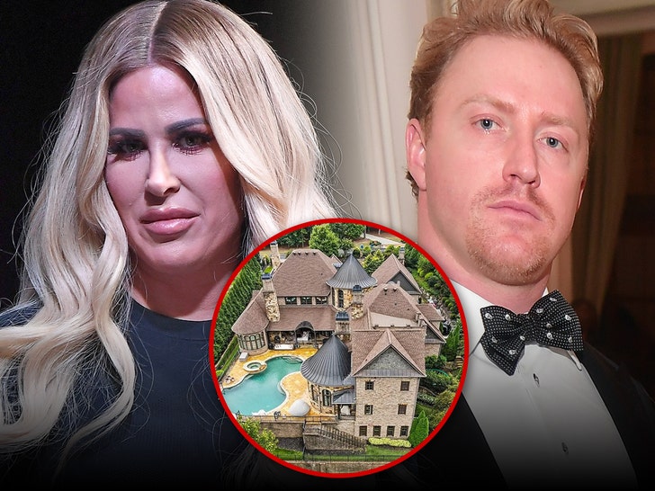 c510980d3f0e4b61a7f823eed351d903_md kim zolciak and kroy biermann getty fabio laub 1