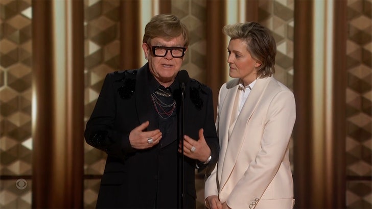 c53647a14861464ba71568a8027ab877_md 010525_elton_john_kal