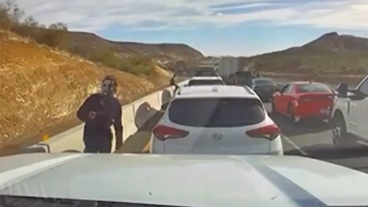 ccb3323b8a24475bb1d1a7cf43976dbc_md 102924_michael_myers_kal