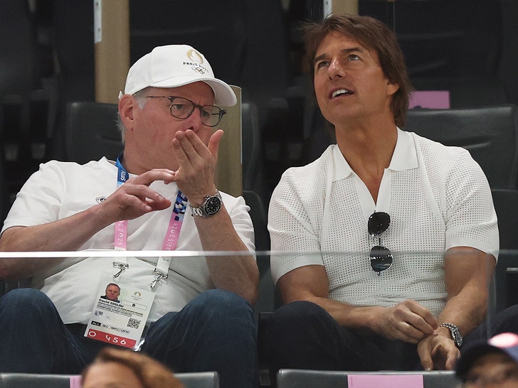 cdc2bd05b64f47f5b4ae71c9627890af_md tom cruise getty 4